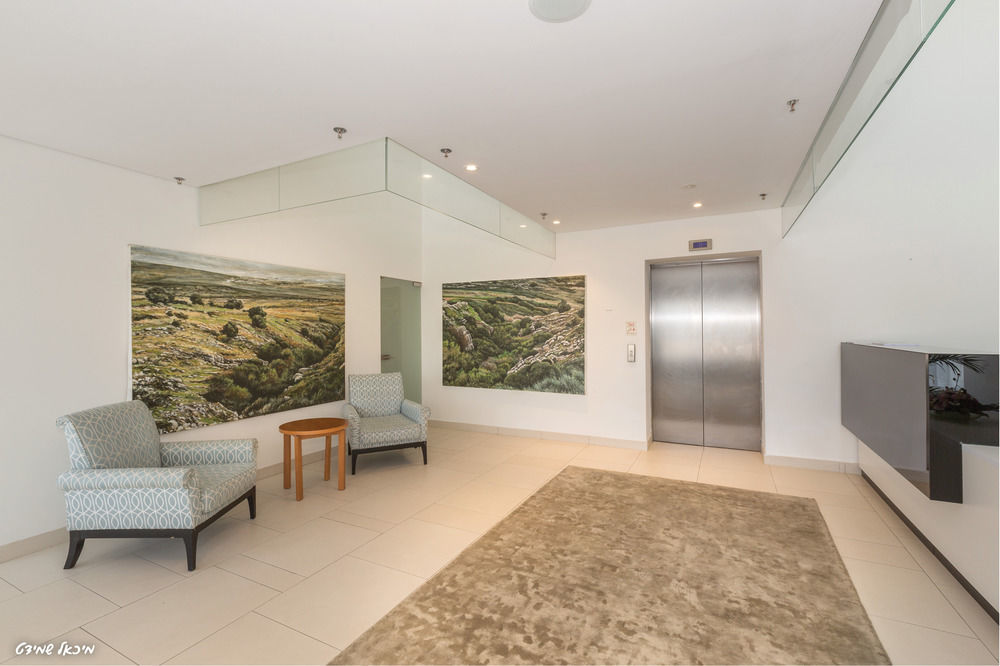Olive Arena Boutique&Business Hotel-By Ran Hotels Nahariya Bagian luar foto